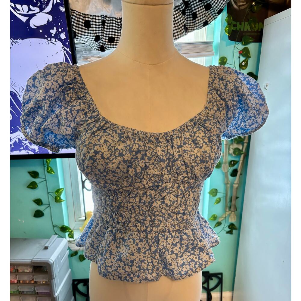 Sim‎ & Sam Blue Floral Smocked Peplum Top Medium Puff Sleeve Cottagecore